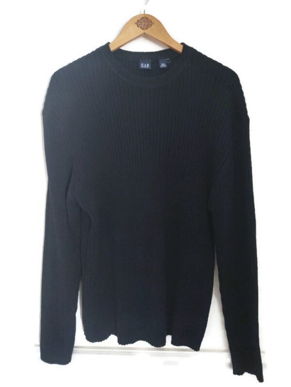 GAP Mens Crew neck Black Sweater Not Faded Good Quality XXL